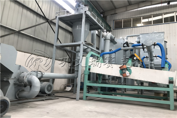 鋰電池極片處理設(shè)備 IMG_3020.jpg