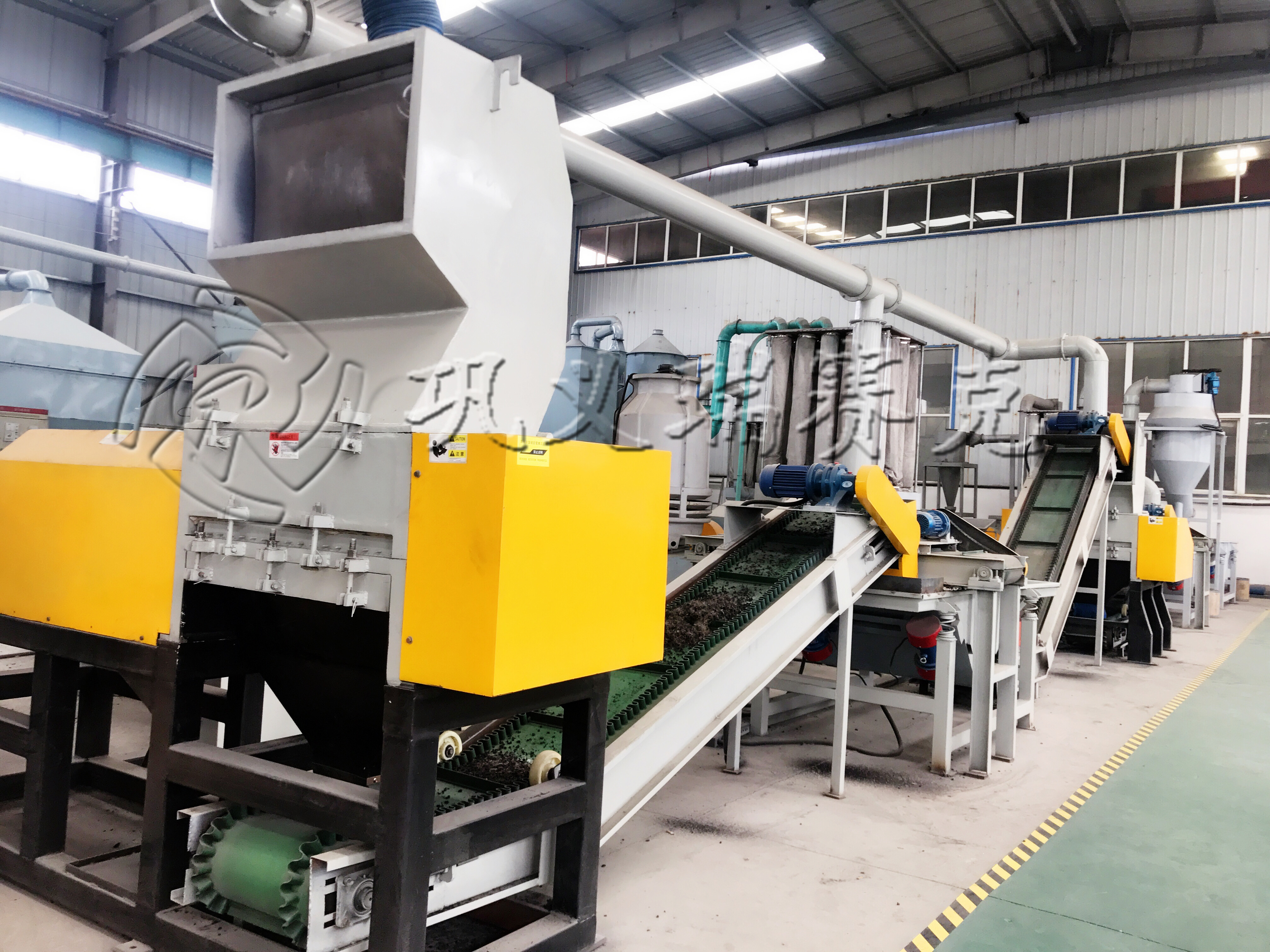 廢舊輪胎顆粒設(shè)備 產(chǎn)品圖 (3).JPG